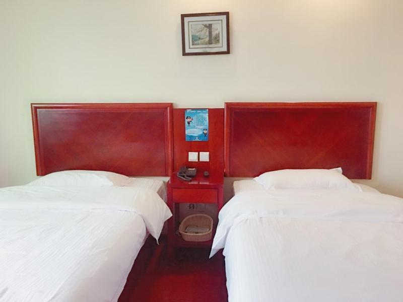 Greentree Inn Shanghai Pudong Airport Wild Animal Park Express Hotel Nanhui Eksteriør bilde